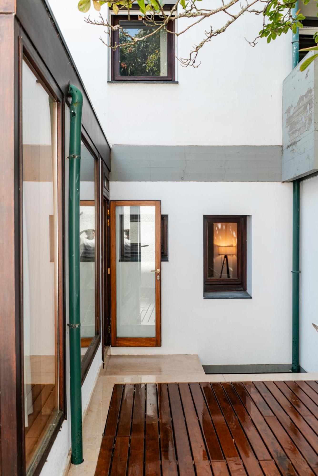 Seaside Cozy Apartment With Private Terrace Porto Exterior photo